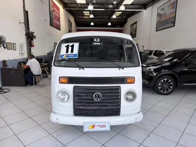 Carro Volkswagen Kombi 2011 Standard 1.4 (Flex)