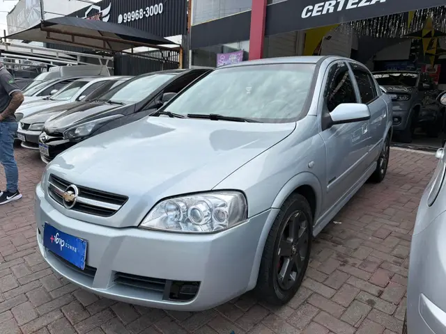 Carro Chevrolet Astra Hatch 2011 Advantage 2.0 (Flex)