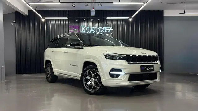 Carro Jeep Commander 2022 Overland T270 Flex (Aut)