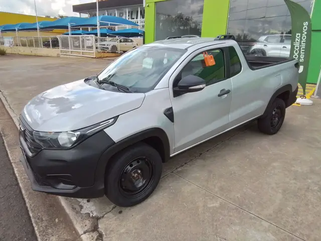 Carro Fiat Strada 2025 Endurance 1.3 Flex 8V CS