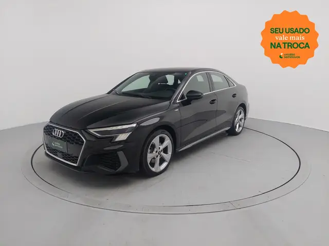 Carro Audi A3 Sportback 2023 S-Line 2.0 TFSI S-tronic (Híb.)
