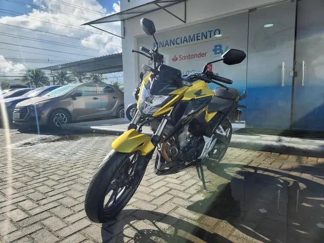 Moto Honda CB 300F Twister 2023 (ABS)