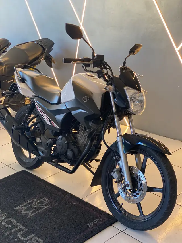 Moto Yamaha YBR 150 Factor 2023 ED