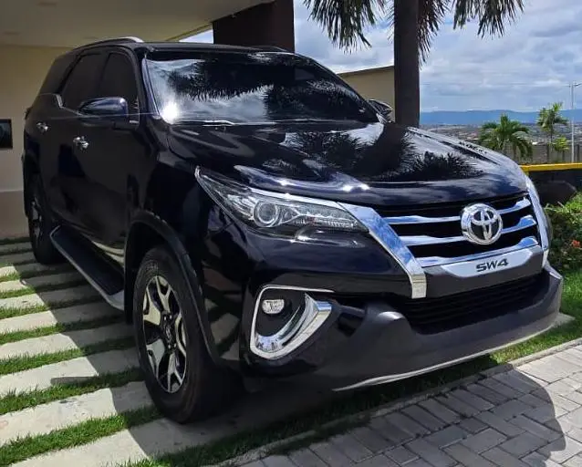 Carro Toyota SW4 2020 2.8 TDI SRX 7L 4x4 (Aut) (Diesel)