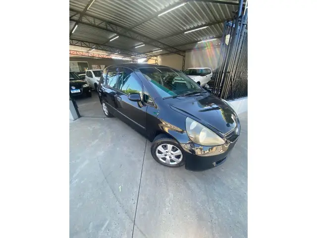 Carro Honda Fit 2004 LX 1.4