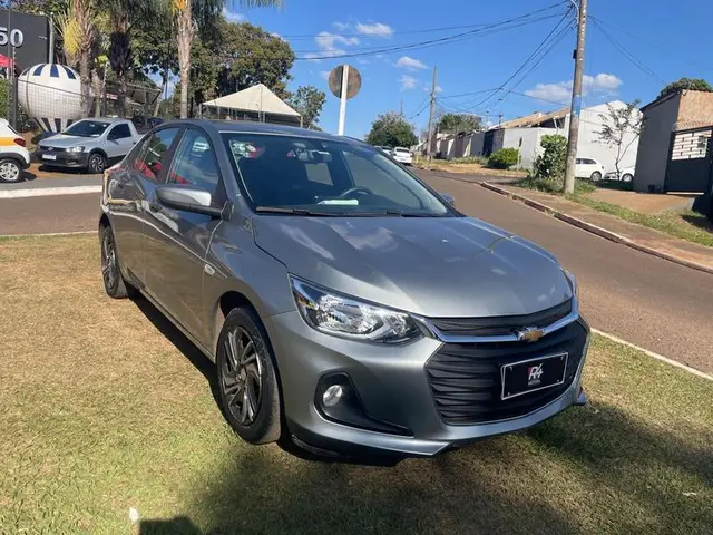 Carro Chevrolet Onix Plus 2025 LT 1.0