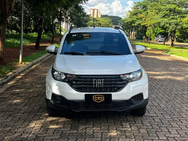Carro Fiat Strada 2023 Freedom 1.3 CS Plus (Flex)