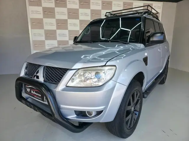 Carro Mitsubishi Pajero TR4 2010 2.0/ 2.0 Flex 16V 4x4 Mec.