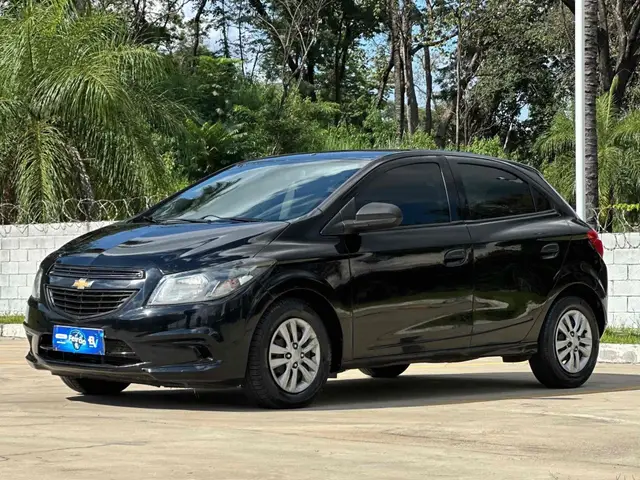 Carro Chevrolet Onix 2018 1.0 Joy SPE/4