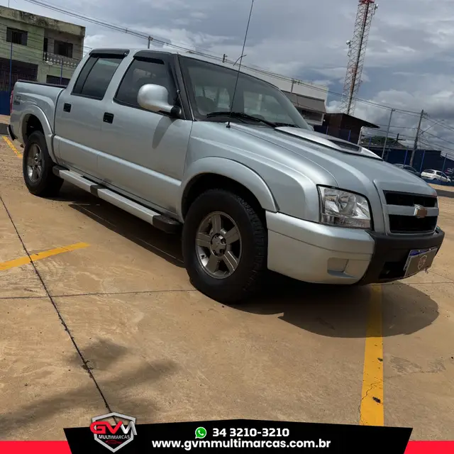 Carro Chevrolet S10 Cabine Dupla 2011 S10 Colina 4x4 2.8 Turbo Electronic (Cab Dupla)