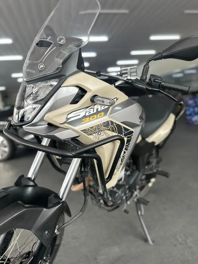 Moto Honda XRE Sahara 300 2025 Adventure