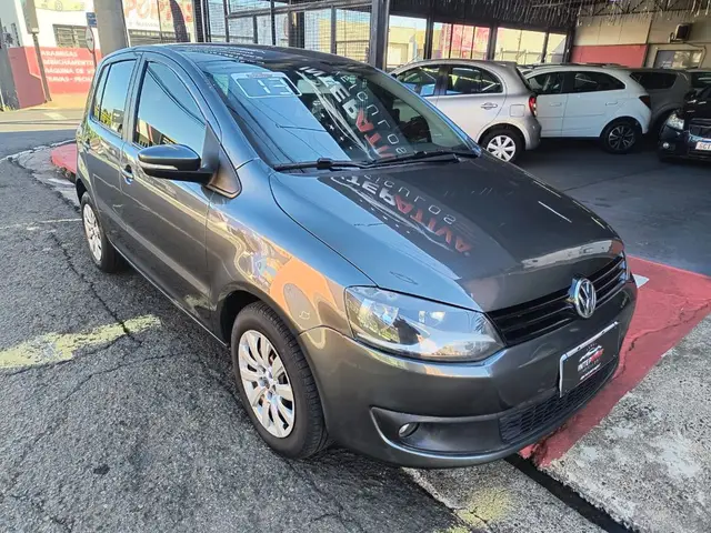 Carro Volkswagen Fox 2013 1.6 VHT (Flex)