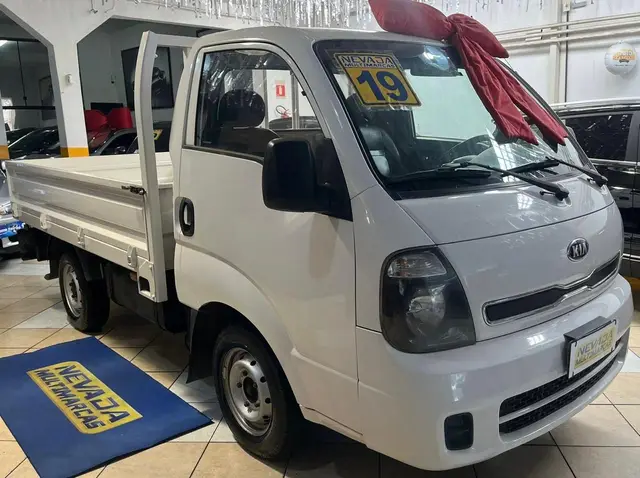 Carro Kia Bongo 2019 2.5 STD RS Sem Carroceria