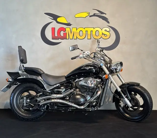 Moto Suzuki Boulevard 2008 M800