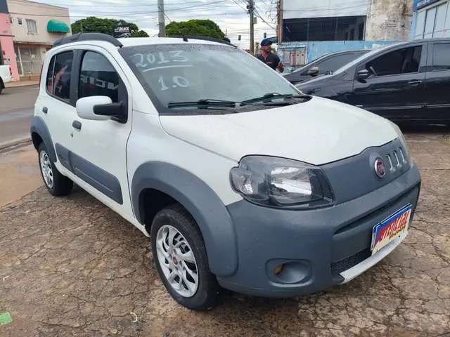 Carro Fiat Uno 2013 Way 1.0 8V (Flex) 4p