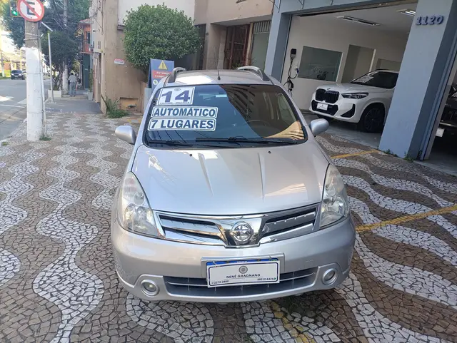Carro Nissan Grand Livina 2014 SL 1.8 16V (flex) (aut)