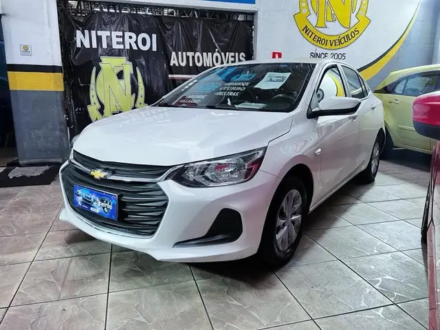 Carro Chevrolet Onix Plus 2021 1.0 LTZ Turbo (Flex)