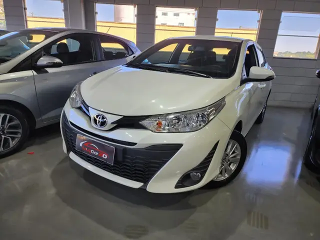 Carro Toyota Yaris 2019 1.3 XL Plus Tech CVT (Flex)