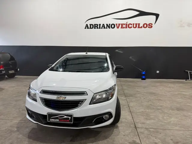 Carro Chevrolet Prisma 2015 1.0 Advantage SPE/4