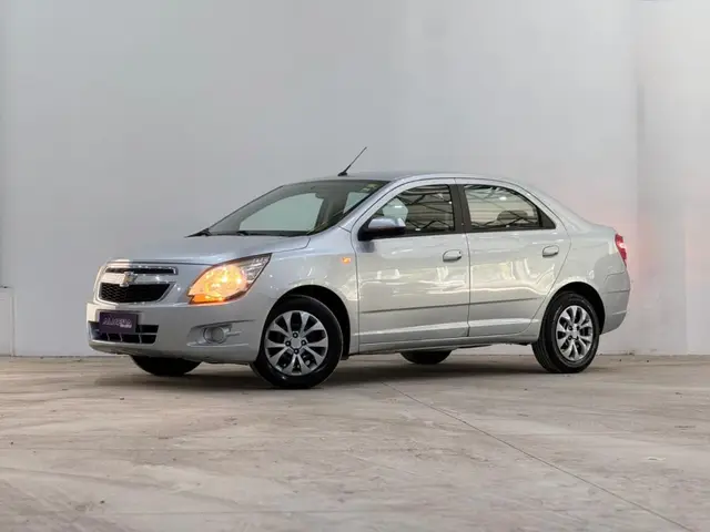 Carro Chevrolet Cobalt 2012 LT 1.4 8V (Flex)