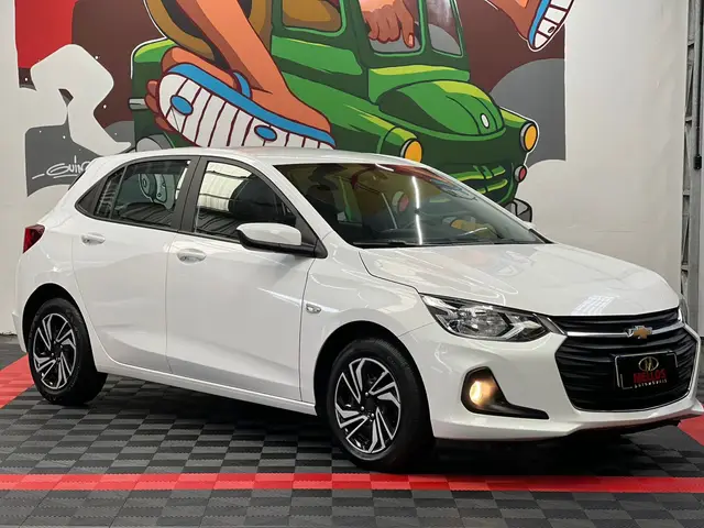 Carro Chevrolet Onix 2025 LT 1.0