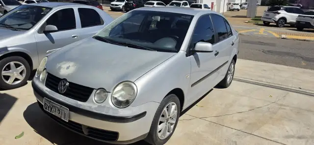 Carro Volkswagen Polo Sedan 2004 1.6 8V