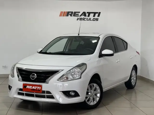 Carro Nissan Versa 2018 1.6 16V SV (Flex)