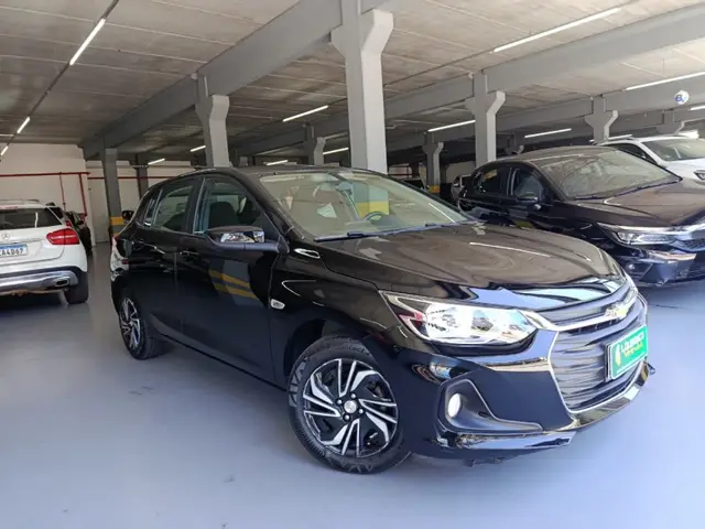 Carro Chevrolet Onix 2025 LT 1.0