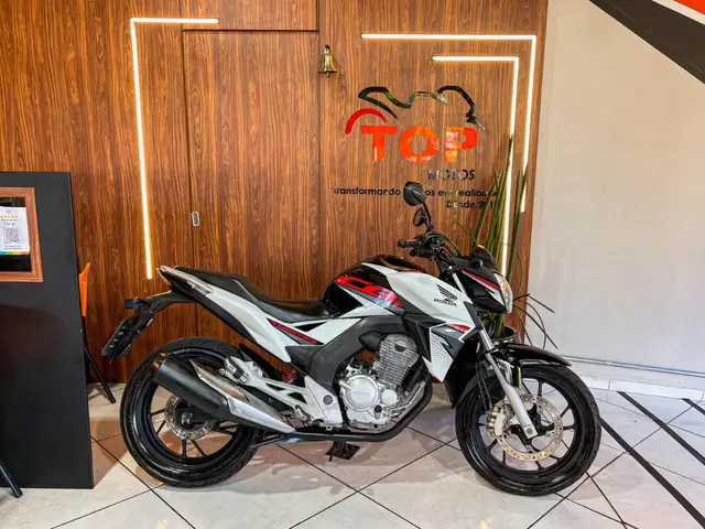 Moto Honda CB 250F Twister 2019 Standard