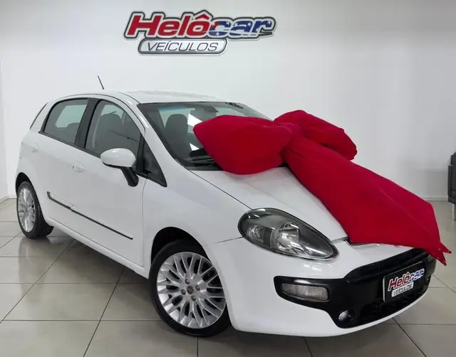 Carro Fiat Punto 2013 Attractive 1.4 (Flex)
