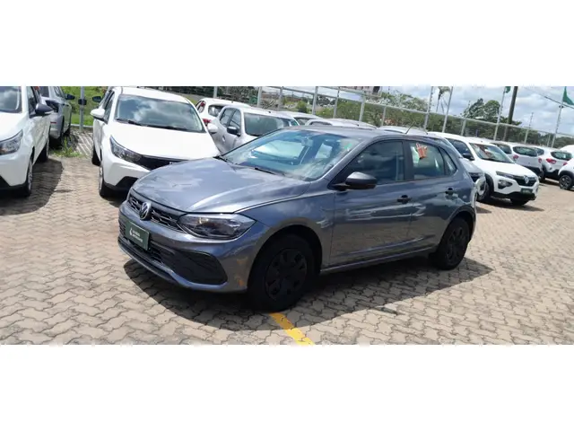 Carro Volkswagen Polo 2025 Track 1.0 Flex 12V 5p