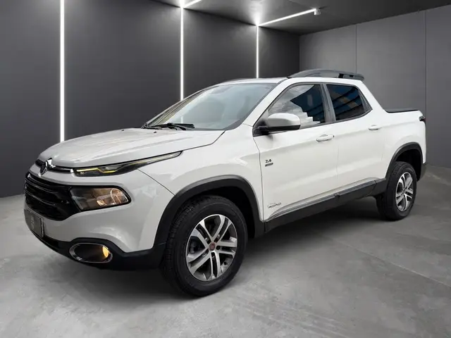 Carro Fiat Toro 2018 Freedom 2.4 TigerShark AT9 (Flex)