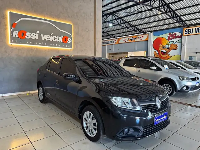 Carro Renault Logan 2014 Expression 1.0 16V (flex)