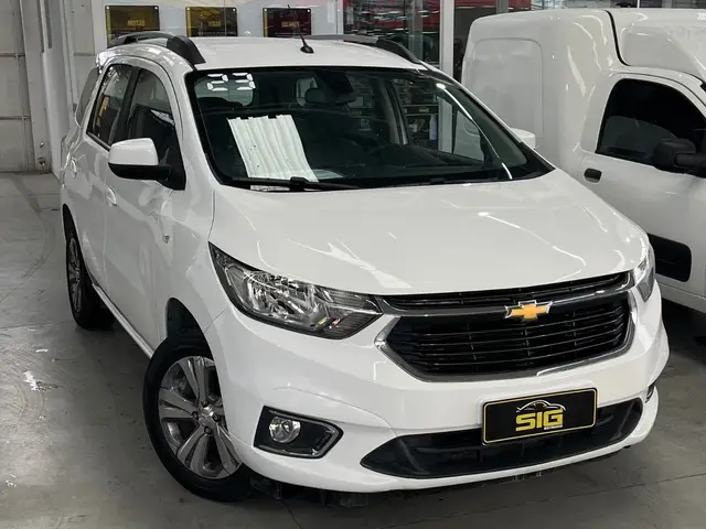 Carro Chevrolet Spin 2023 Premier 1.8 (Aut.)