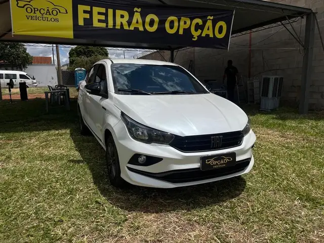 Carro Fiat Cronos 2024 Drive 1.3