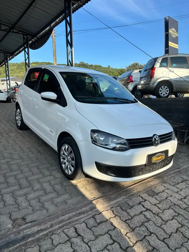 Carro Volkswagen Fox 2014 1.6 VHT (Flex)
