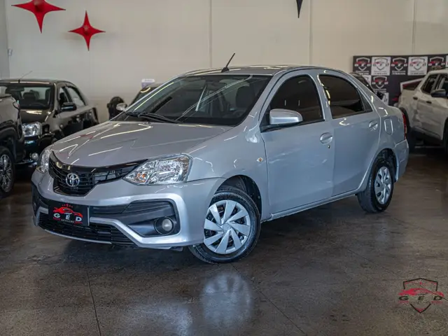Carro Toyota Etios 2020 X Plus 1.5 (Flex)
