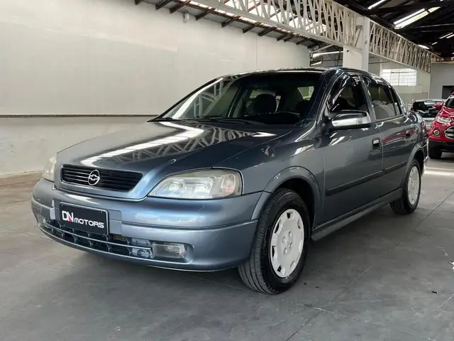 Carro Chevrolet Astra Sedan 2000 GL 1.8 MPFi