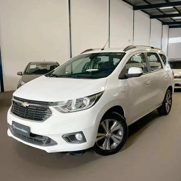 Carro Chevrolet Spin 2023 Premier 1.8 (Aut.)