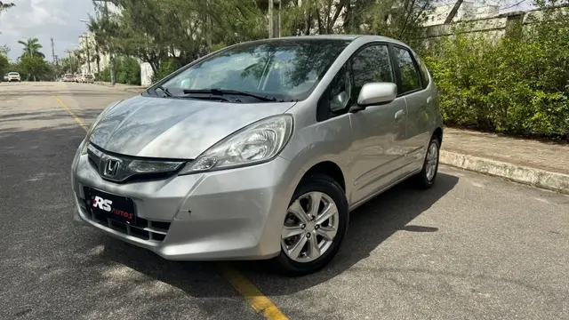 Carro Honda Fit 2013 LX 1.4 (flex)