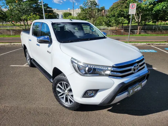 Carro Toyota Hilux Cabine Dupla 2018 Hilux 2.8 TDI SRX CD 4x4 (Aut)