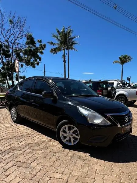 Carro Nissan Versa 2018 1.6 16V SV FlexStart CVT (Flex)
