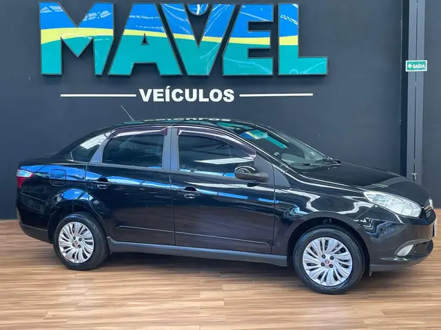 Carro Fiat Grand Siena 2015 Evo Attractive 1.4 8V (Flex)