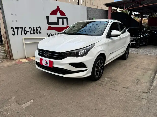 Carro Fiat Cronos 2023 Drive 1.3 (Flex) MT