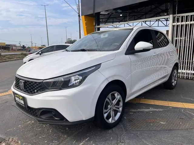 Carro Fiat Argo 2025 Drive 1.0