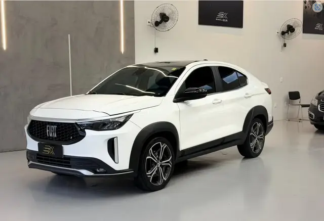 Carro Fiat Fastback 2023 Turbo 270 Limited Edition
