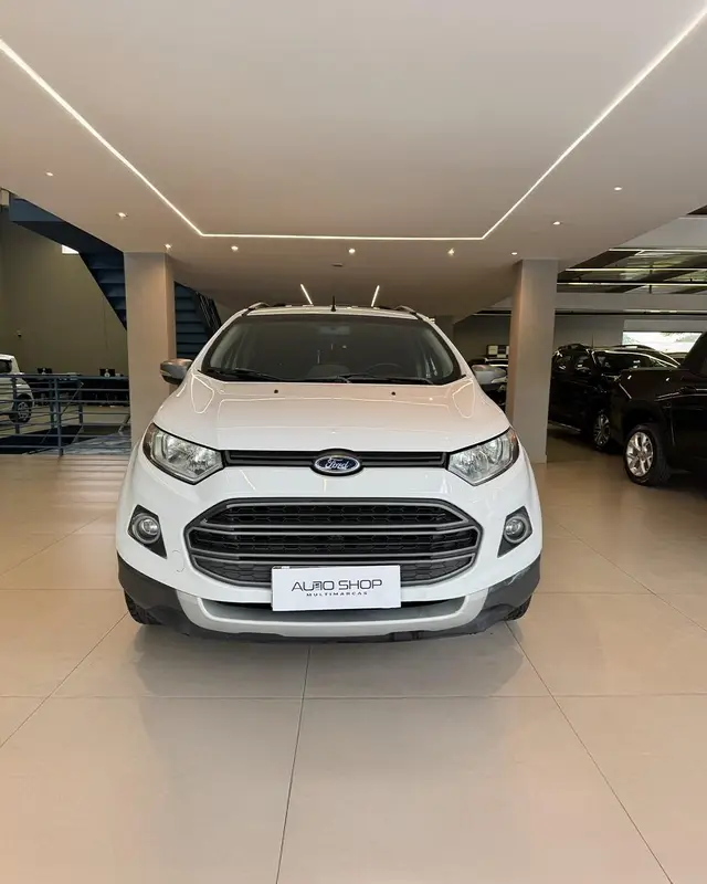 Carro Ford EcoSport 2015 SE 2.0 16V Flex 5p Aut.