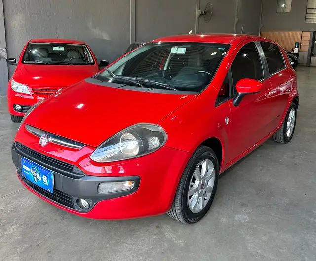 Carro Fiat Punto 2017 Attractive 1.4 (Flex)