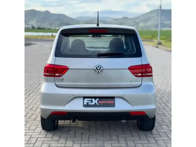 Carro Volkswagen Fox 2017 1.6 MSI Comfortline (Flex)