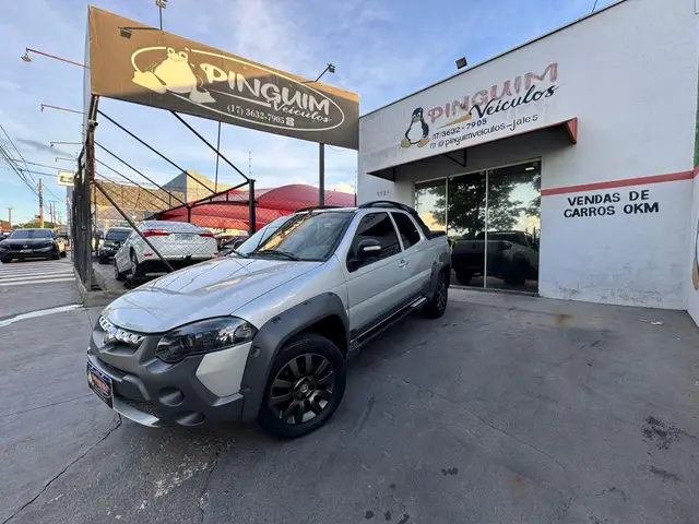 Carro Fiat Strada 2017 Adventure 1.8 16V (Flex) (Cabine Dupla)